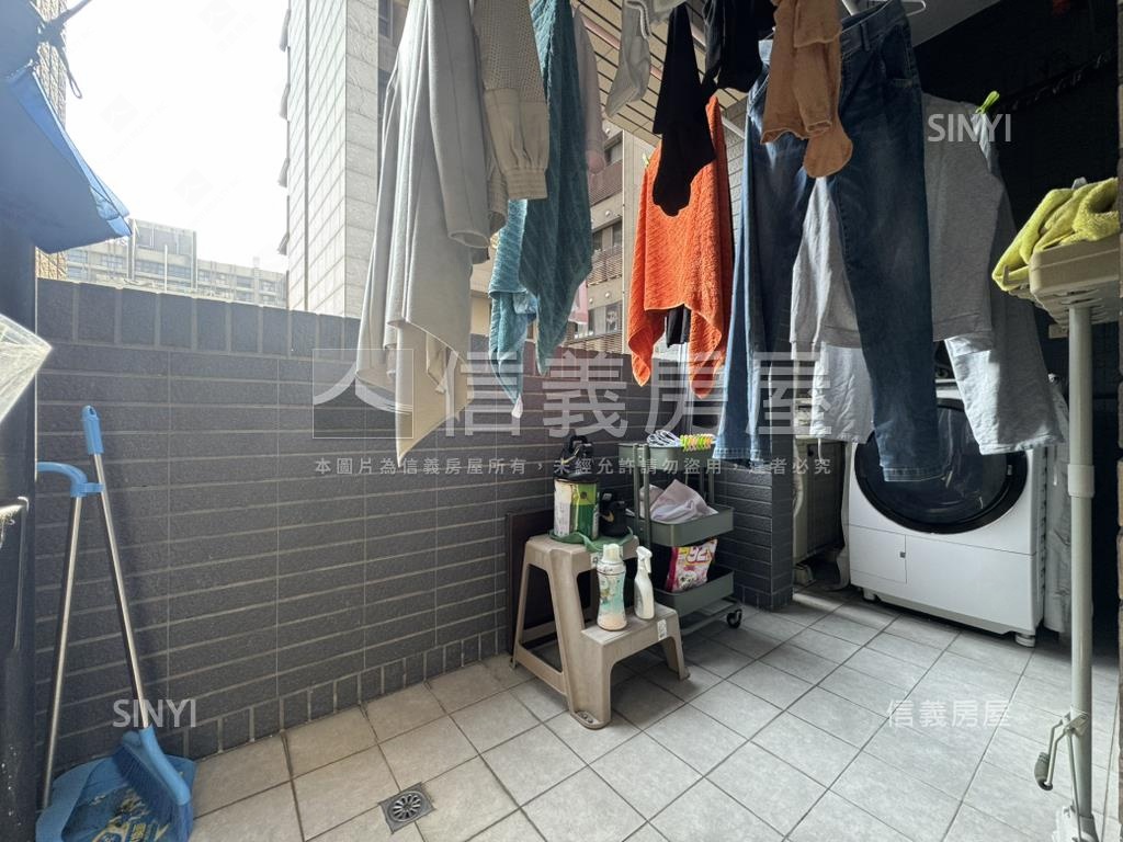 森閣‧優質亮三房車位房屋室內格局與周邊環境