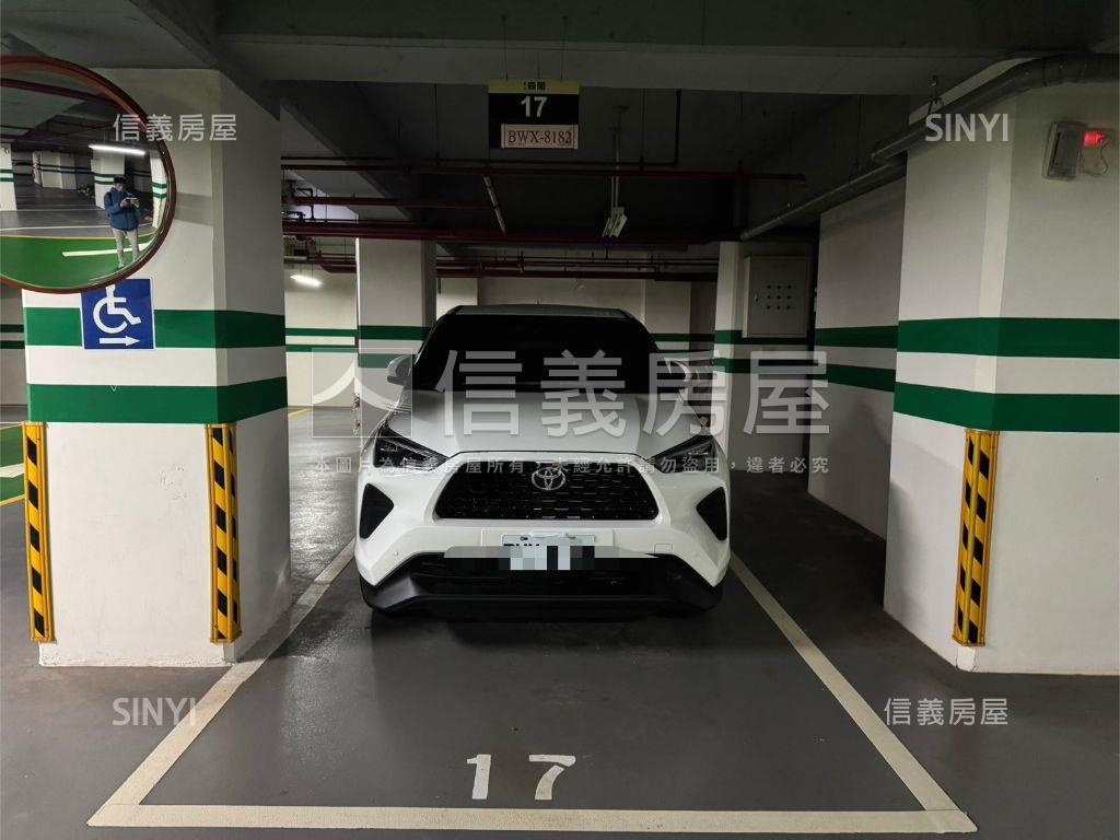 森閣‧優質亮三房車位房屋室內格局與周邊環境