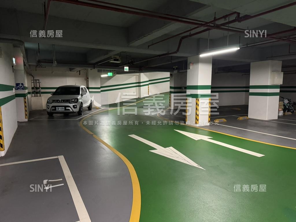 森閣‧優質亮三房車位房屋室內格局與周邊環境