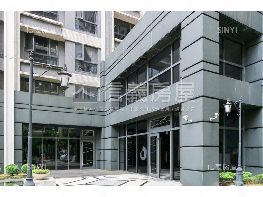 森閣‧優質亮三房車位房屋室內格局與周邊環境