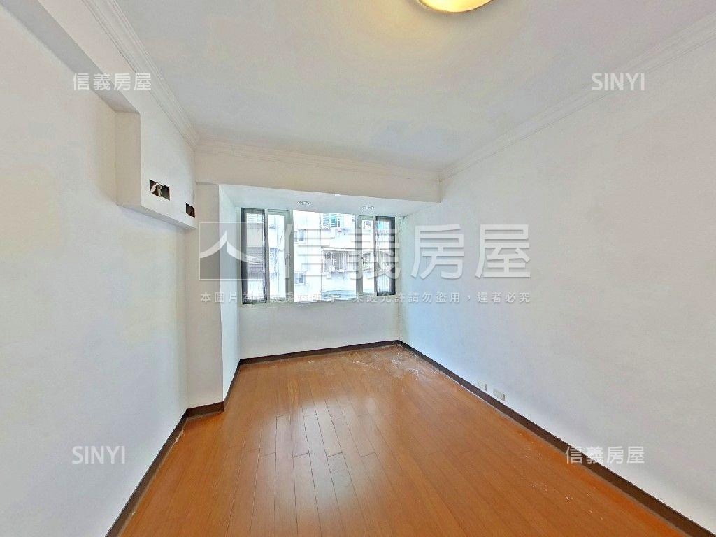 近捷運寬巷方正採光美寓房屋室內格局與周邊環境