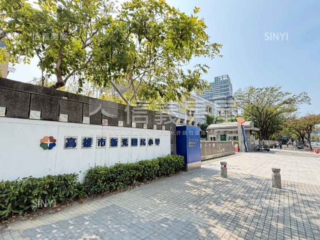 近Ｒ１５高樓採光學區套房房屋室內格局與周邊環境