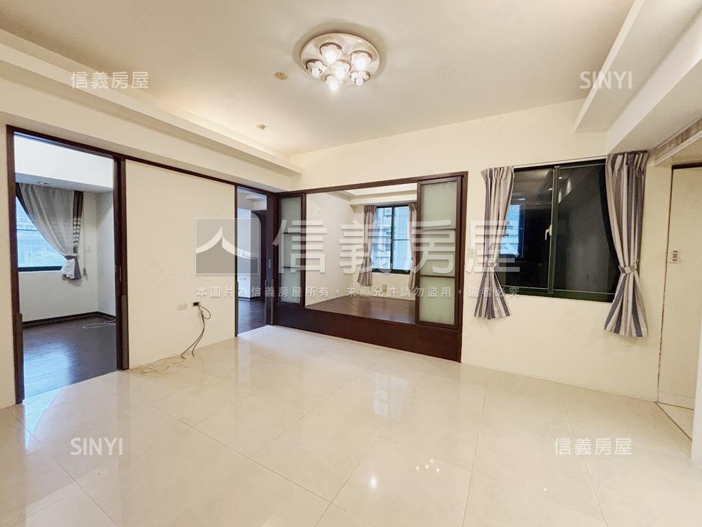 ★低總價首購成家２＋１房房屋室內格局與周邊環境