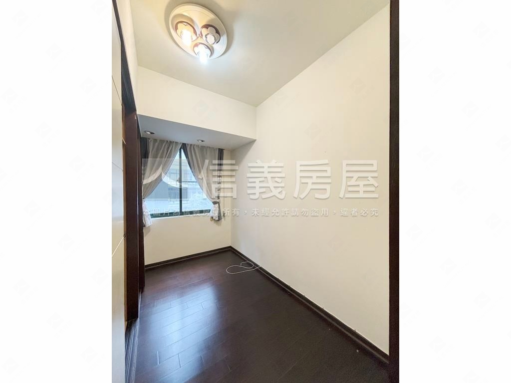 ★低總價首購成家２＋１房房屋室內格局與周邊環境