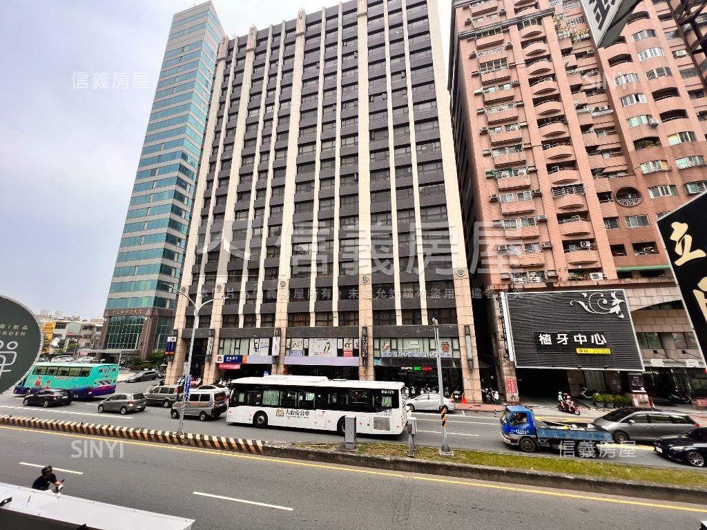 近平實黃金店面房屋室內格局與周邊環境