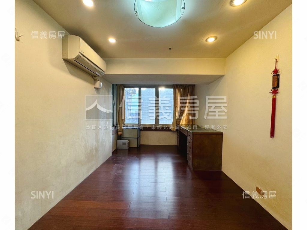 ⭐茄苳華城大三房車位⭐房屋室內格局與周邊環境
