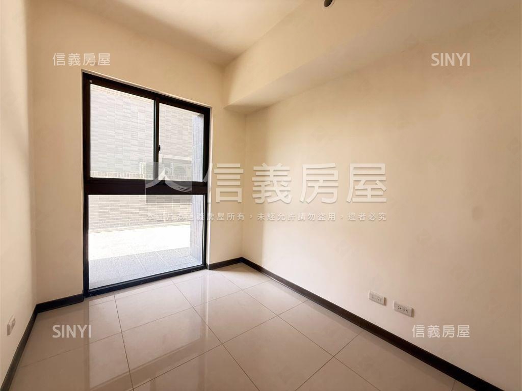 陽光下的夢想三房露臺房屋室內格局與周邊環境