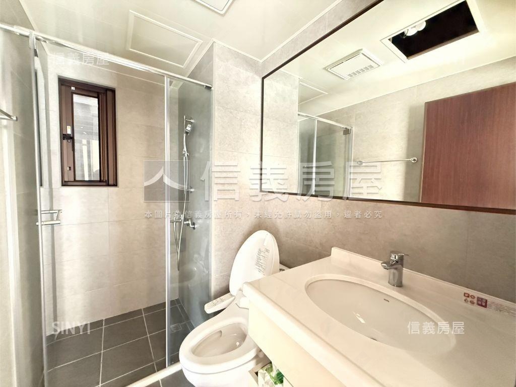 陽光下的夢想三房露臺房屋室內格局與周邊環境