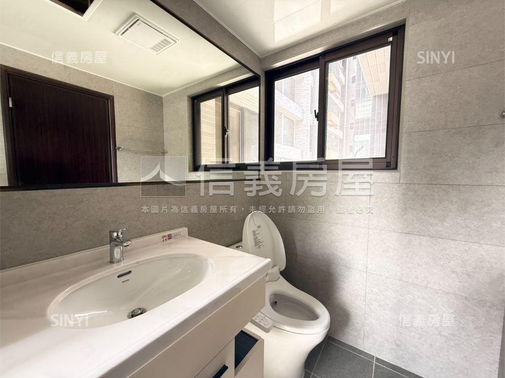 陽光下的夢想三房露臺房屋室內格局與周邊環境