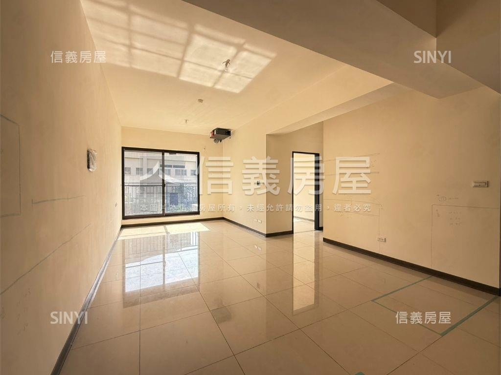 陽光下的夢想三房露臺房屋室內格局與周邊環境