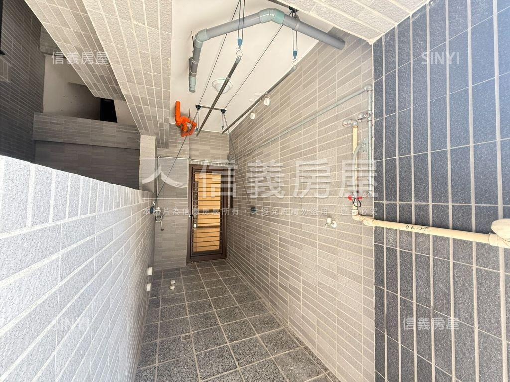 陽光下的夢想三房露臺房屋室內格局與周邊環境