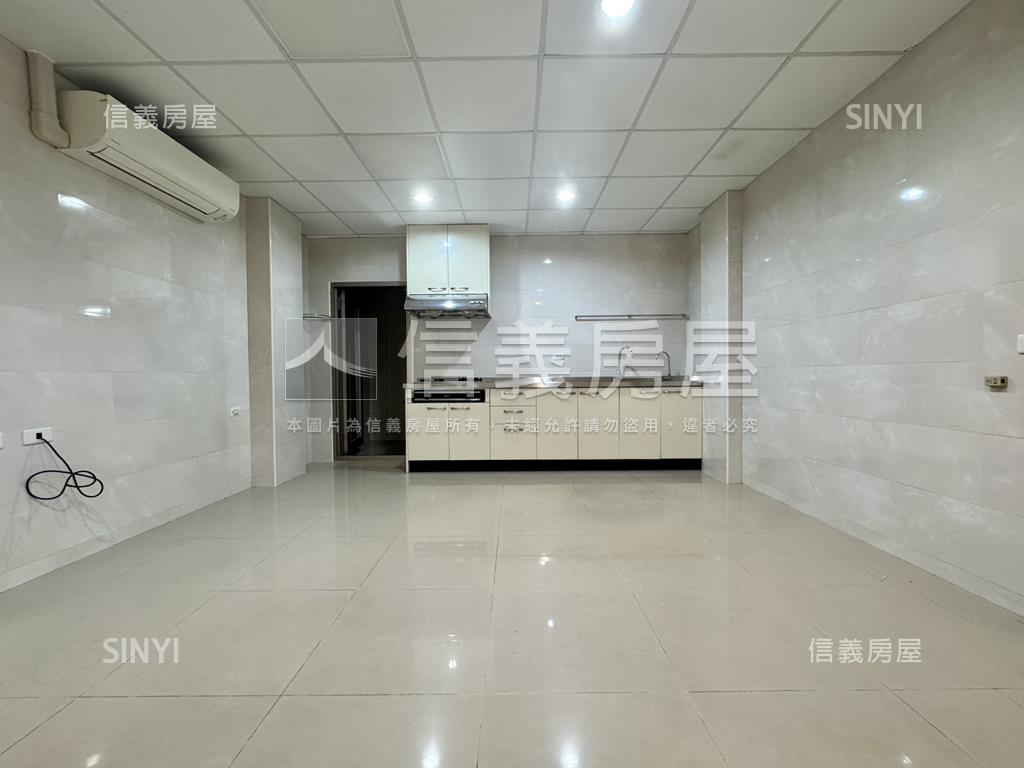 正吳鳳路江翠住辦一樓房屋室內格局與周邊環境