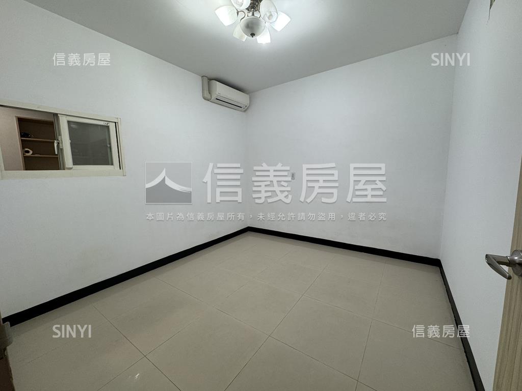 正吳鳳路江翠住辦一樓房屋室內格局與周邊環境