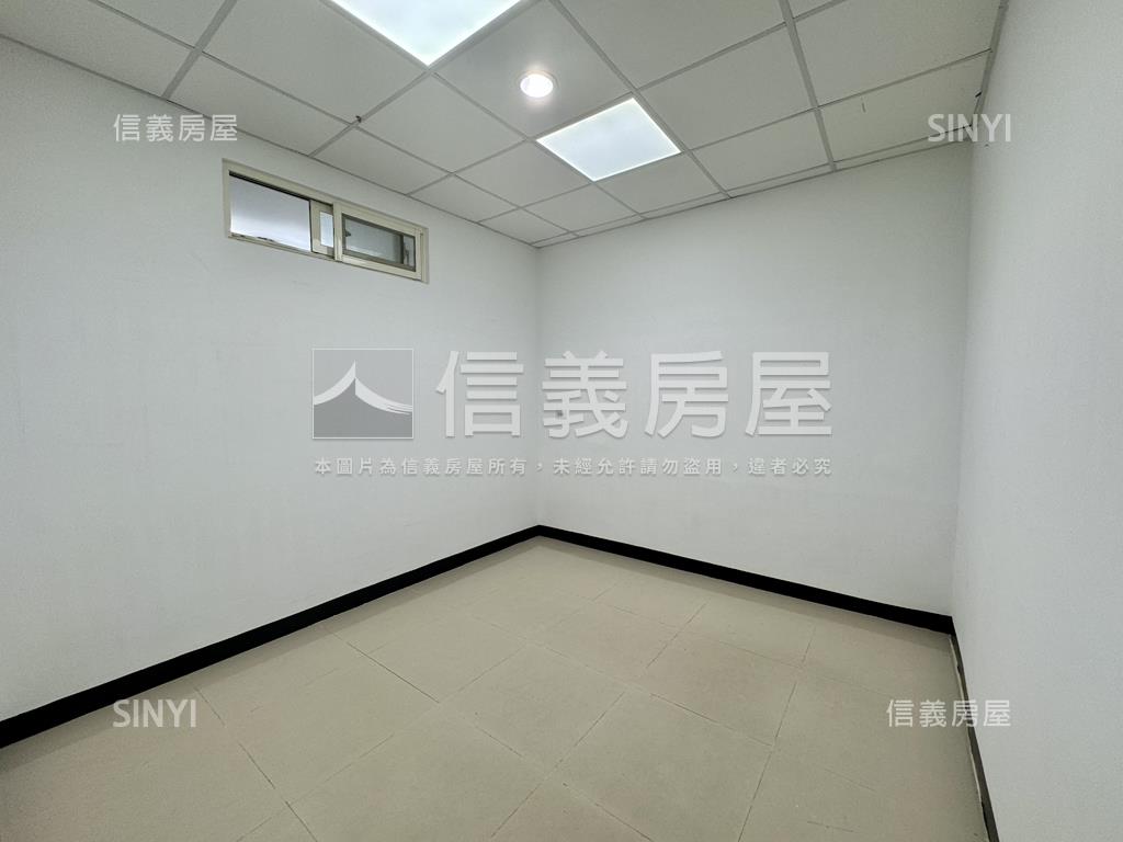 正吳鳳路江翠住辦一樓房屋室內格局與周邊環境