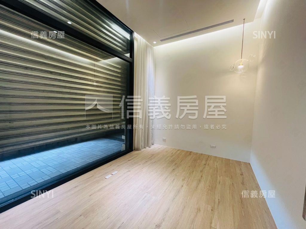 近十四張湯泉二期金店面房屋室內格局與周邊環境