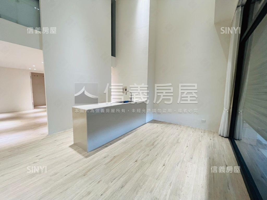近十四張湯泉二期金店面房屋室內格局與周邊環境