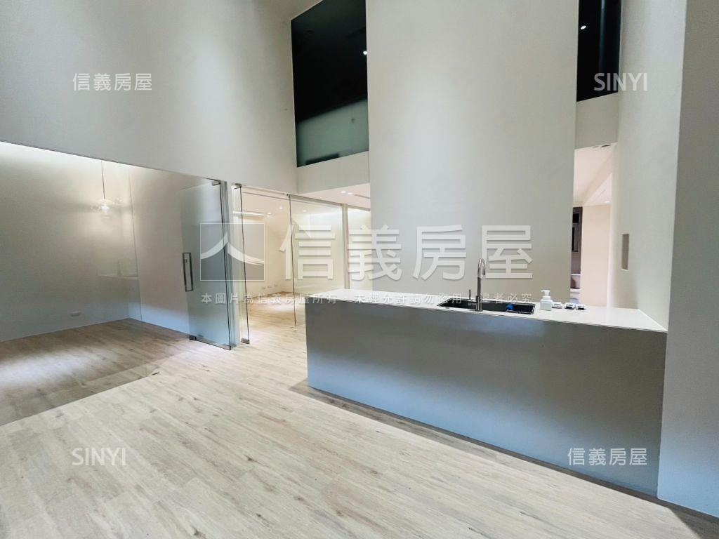 近十四張湯泉二期金店面房屋室內格局與周邊環境