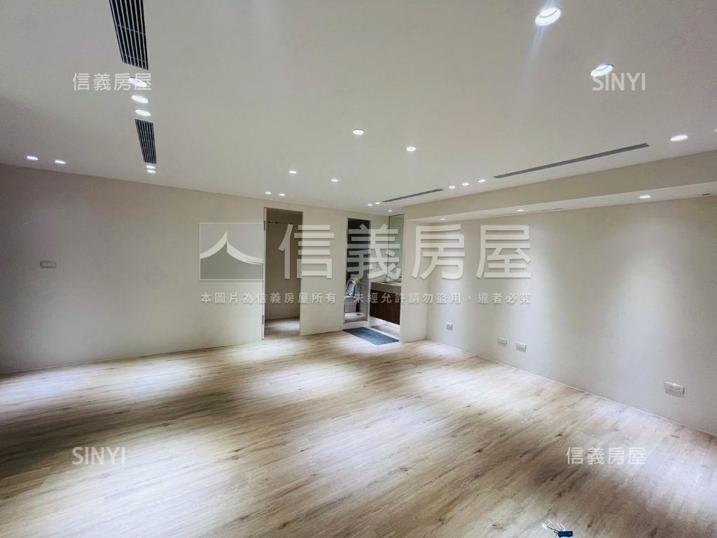 近十四張湯泉二期金店面房屋室內格局與周邊環境