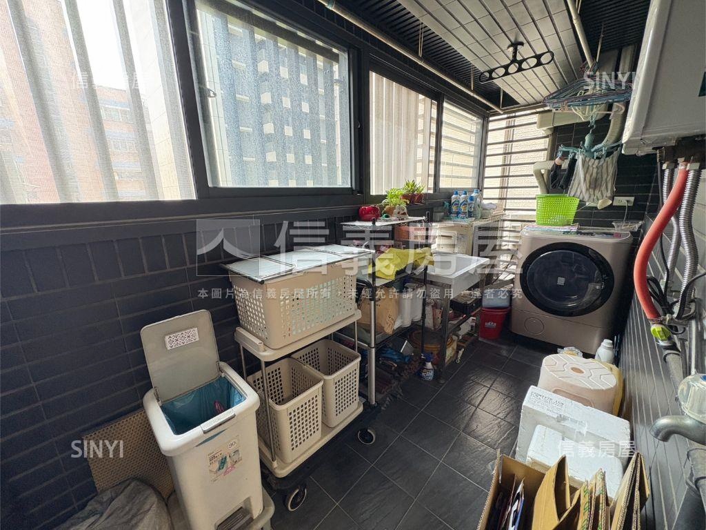 專任公園景質感四房雙車位房屋室內格局與周邊環境