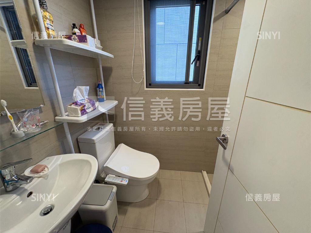 專任公園景質感四房雙車位房屋室內格局與周邊環境