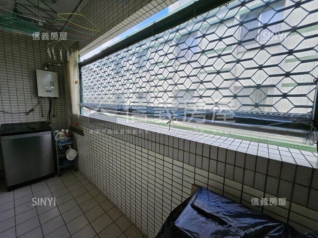 藝術園區高樓視野三房平車房屋室內格局與周邊環境
