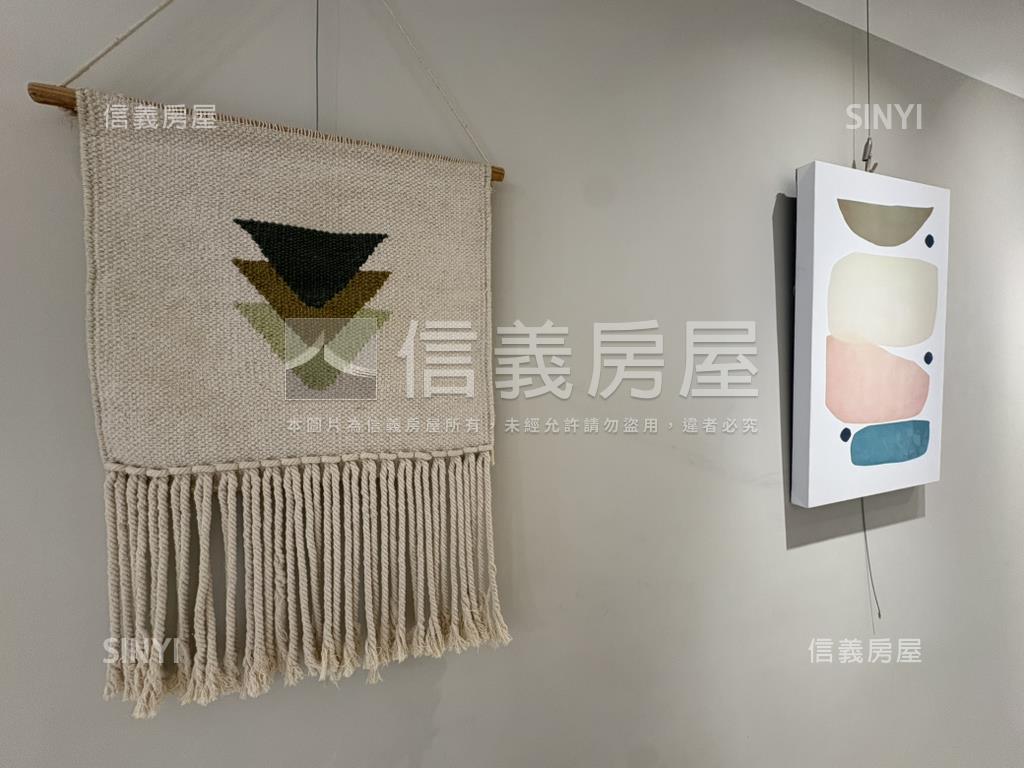 藝文首選稀有三房露台房屋室內格局與周邊環境