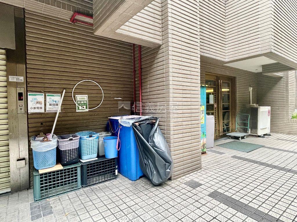 歐夏蕾◆高樓╳朝南╳兩房房屋室內格局與周邊環境