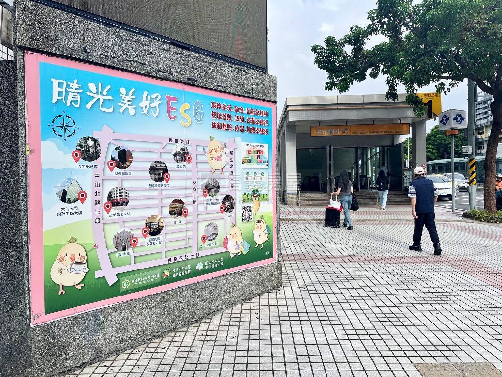 歐夏蕾◆高樓╳朝南╳兩房房屋室內格局與周邊環境