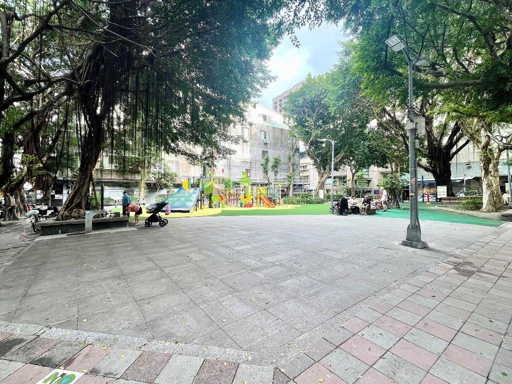 歐夏蕾◆高樓╳朝南╳兩房房屋室內格局與周邊環境