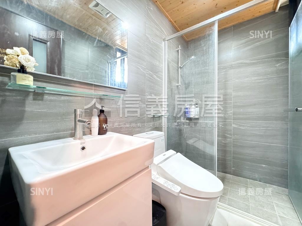 近楠梓火車站，三房平車房屋室內格局與周邊環境