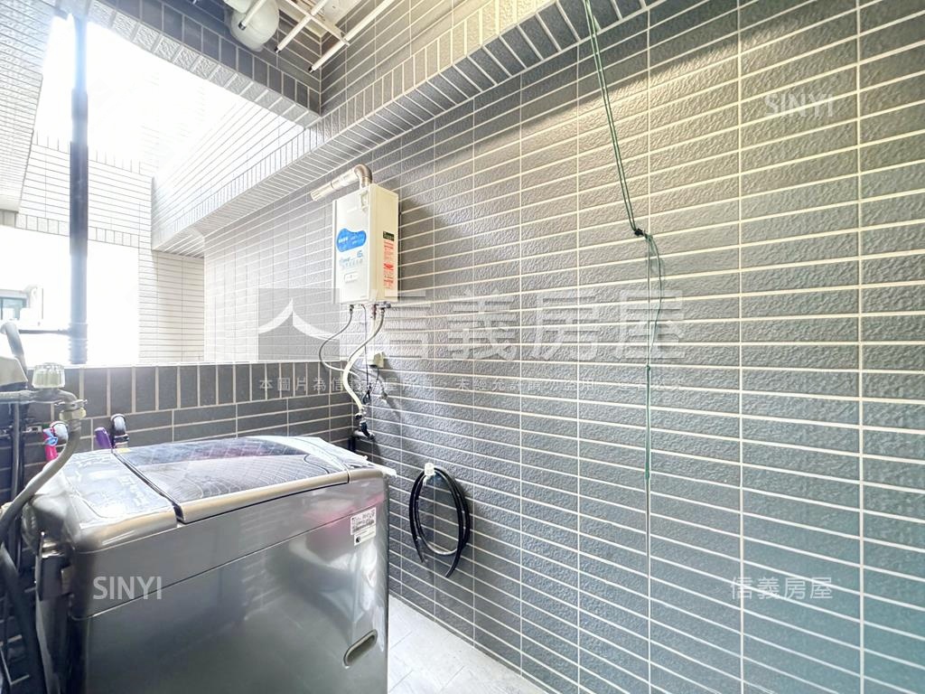 近楠梓火車站，三房平車房屋室內格局與周邊環境