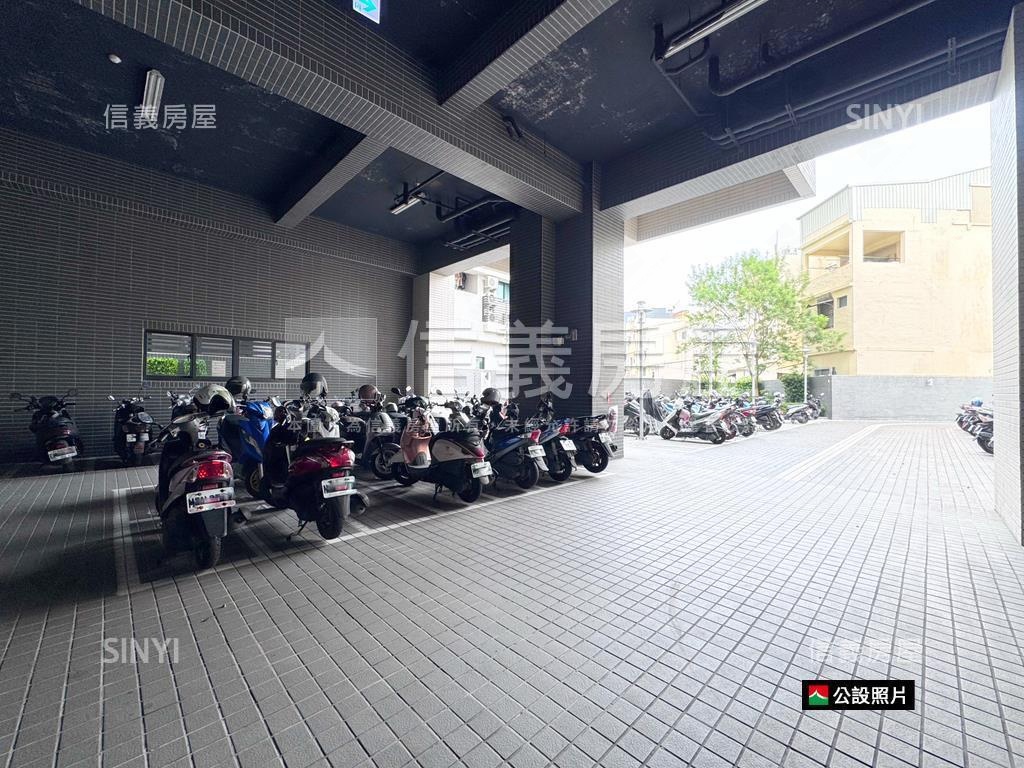 近楠梓火車站，三房平車房屋室內格局與周邊環境