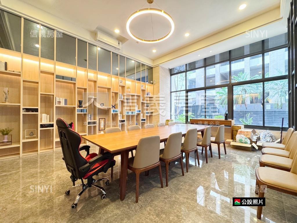 近楠梓火車站，三房平車房屋室內格局與周邊環境