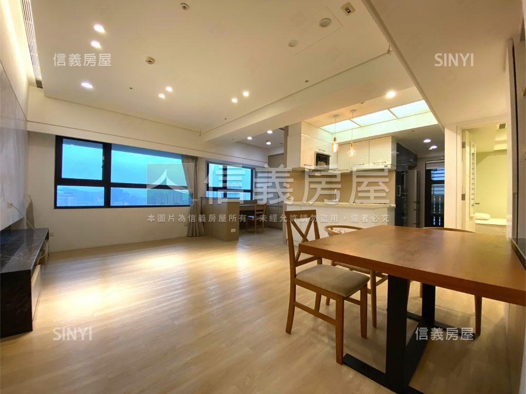 專任美河市高樓景觀三房房屋室內格局與周邊環境