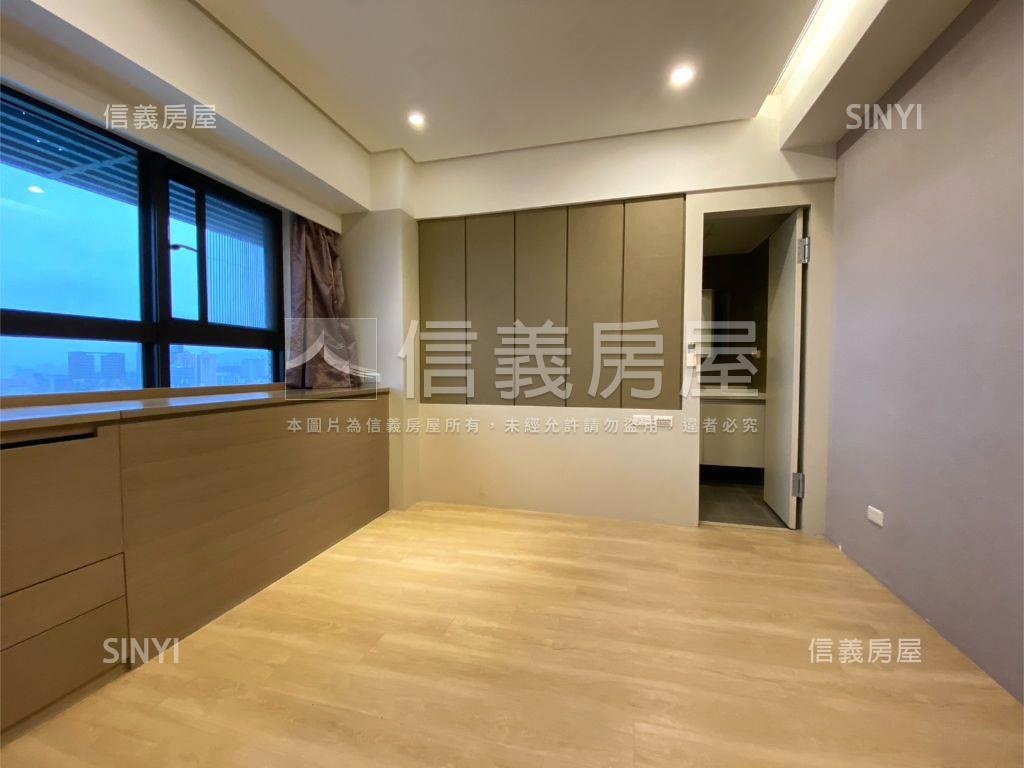 專任美河市高樓景觀三房房屋室內格局與周邊環境