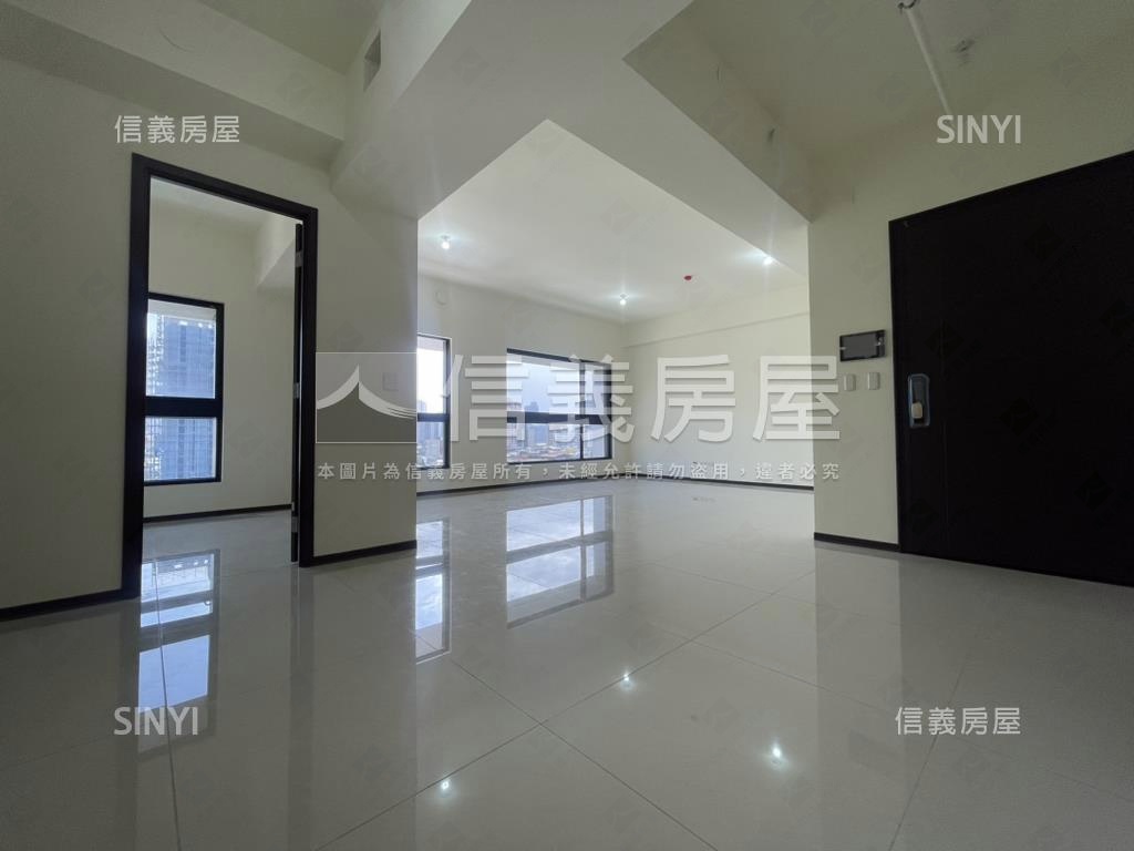 石牌吉美天悅新成屋８樓房屋室內格局與周邊環境