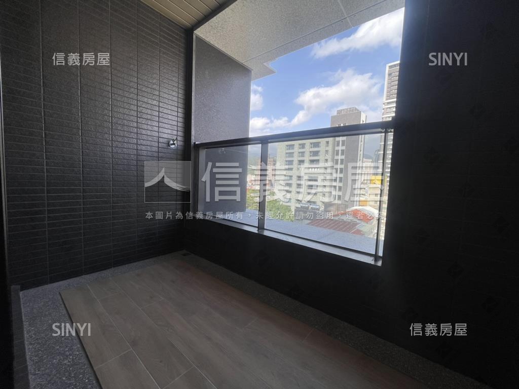 石牌吉美天悅新成屋８樓房屋室內格局與周邊環境