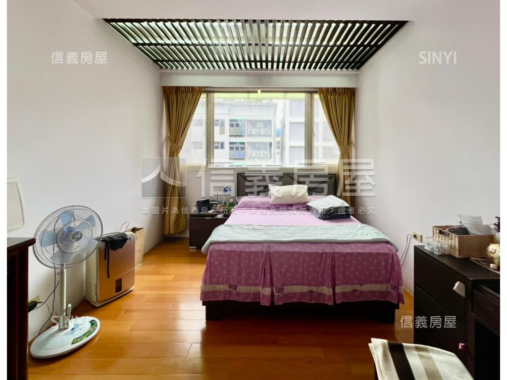 中央六街邊間美四房雙車位房屋室內格局與周邊環境