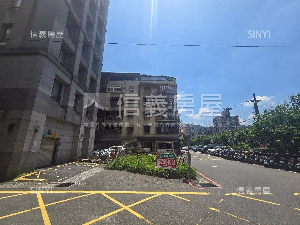 美！汐科站旁邊角土地房屋室內格局與周邊環境