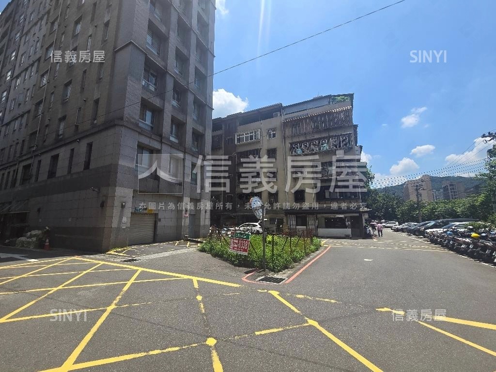 美！汐科站旁邊角土地房屋室內格局與周邊環境