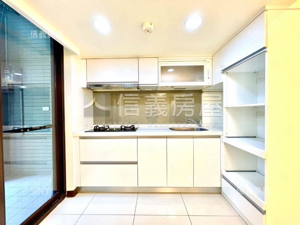 晴海‧一樓裝潢庭院戶房屋室內格局與周邊環境