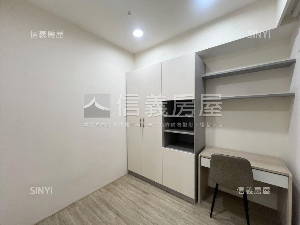 真愛公園景裝潢兩房附車位房屋室內格局與周邊環境