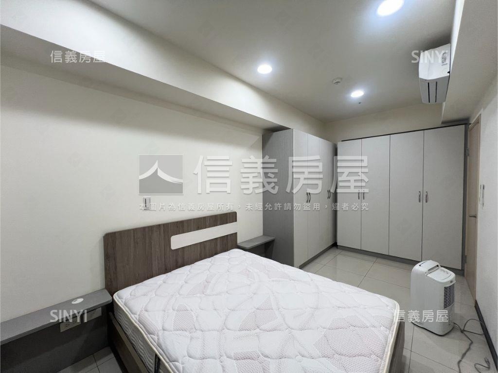 真愛公園景裝潢兩房附車位房屋室內格局與周邊環境