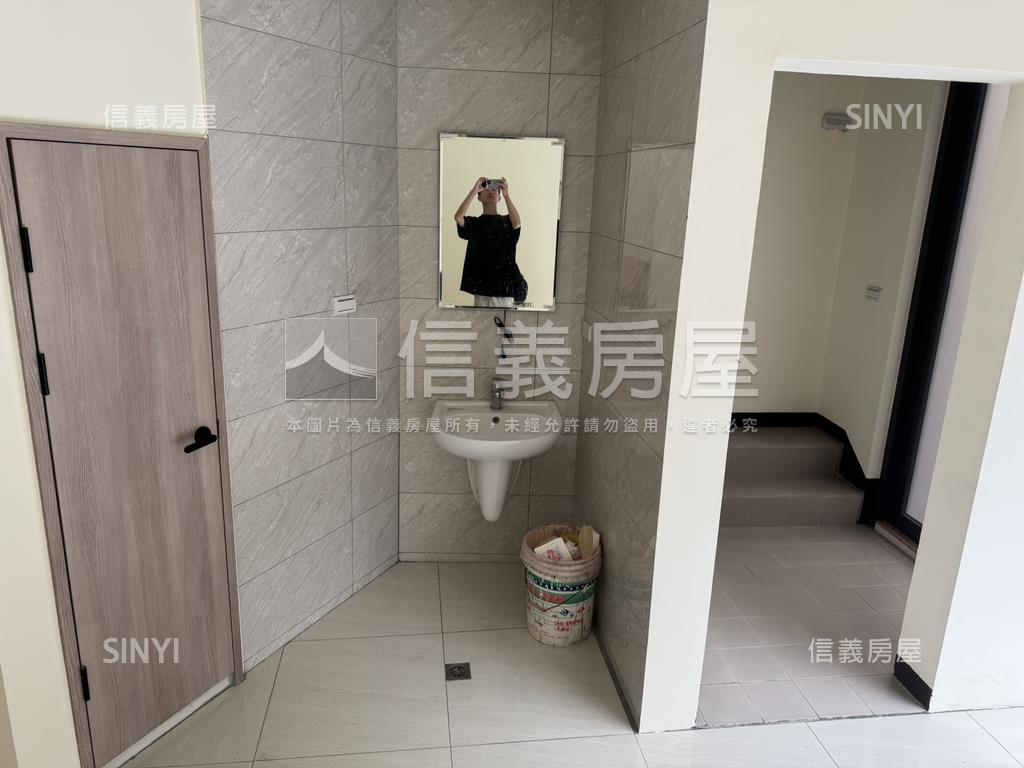 平鎮金店面全新一手一二樓房屋室內格局與周邊環境