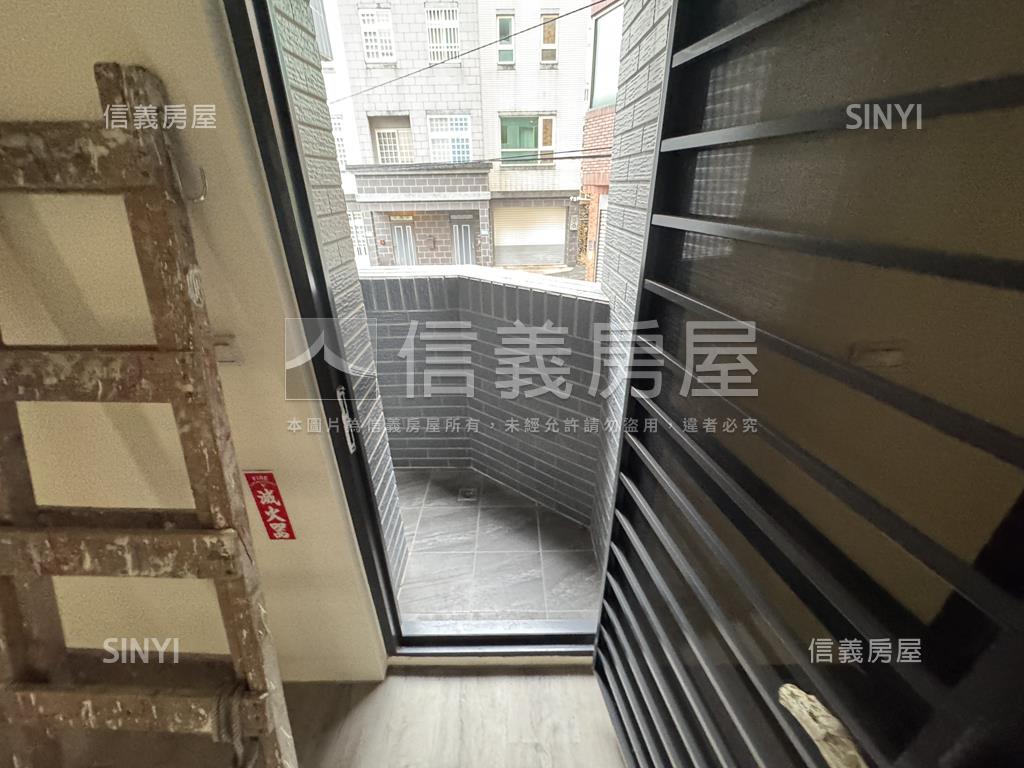 平鎮金店面全新一手一二樓房屋室內格局與周邊環境