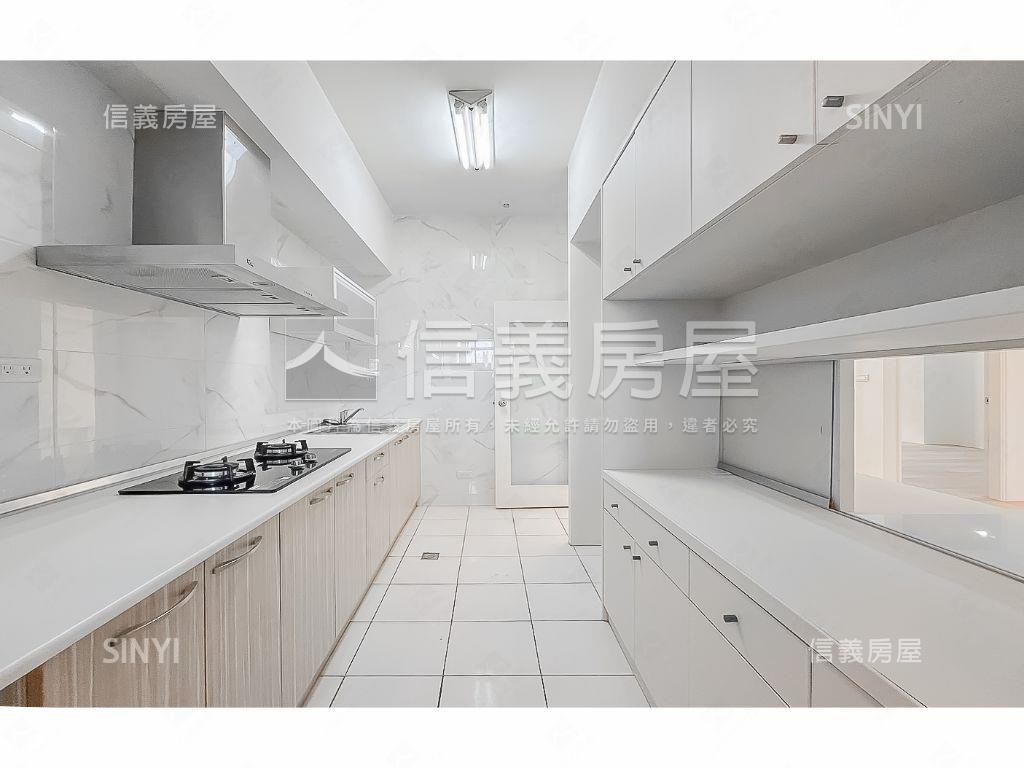 西屯逢甲美宅稀有三房附車房屋室內格局與周邊環境