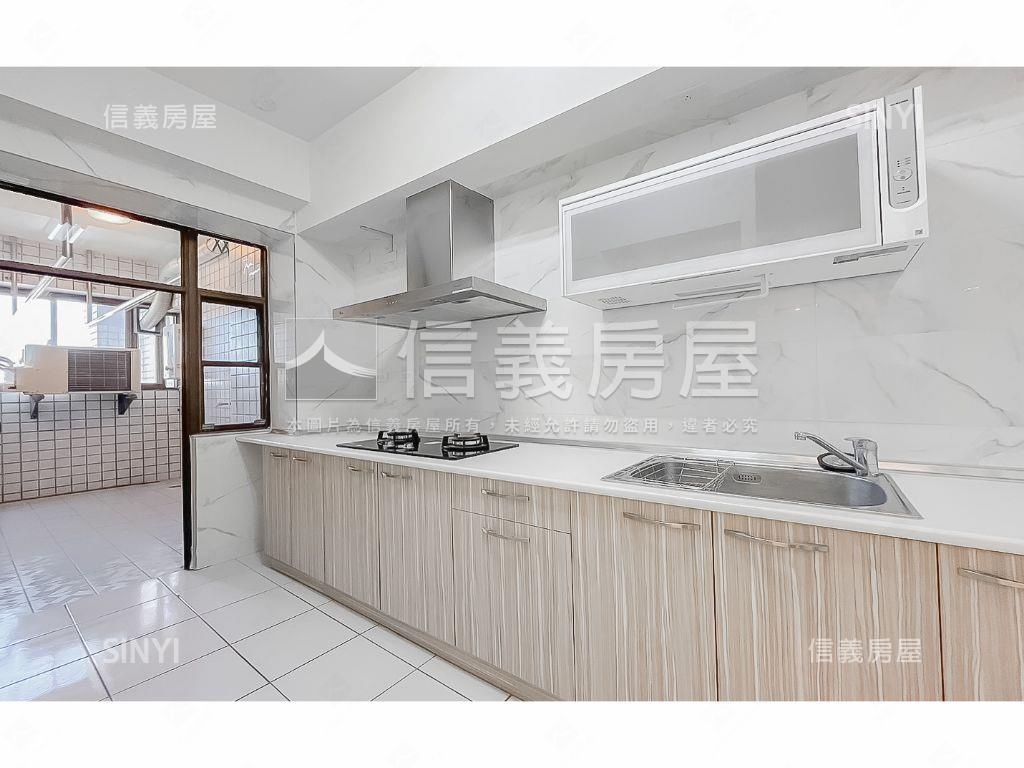 西屯逢甲美宅稀有三房附車房屋室內格局與周邊環境