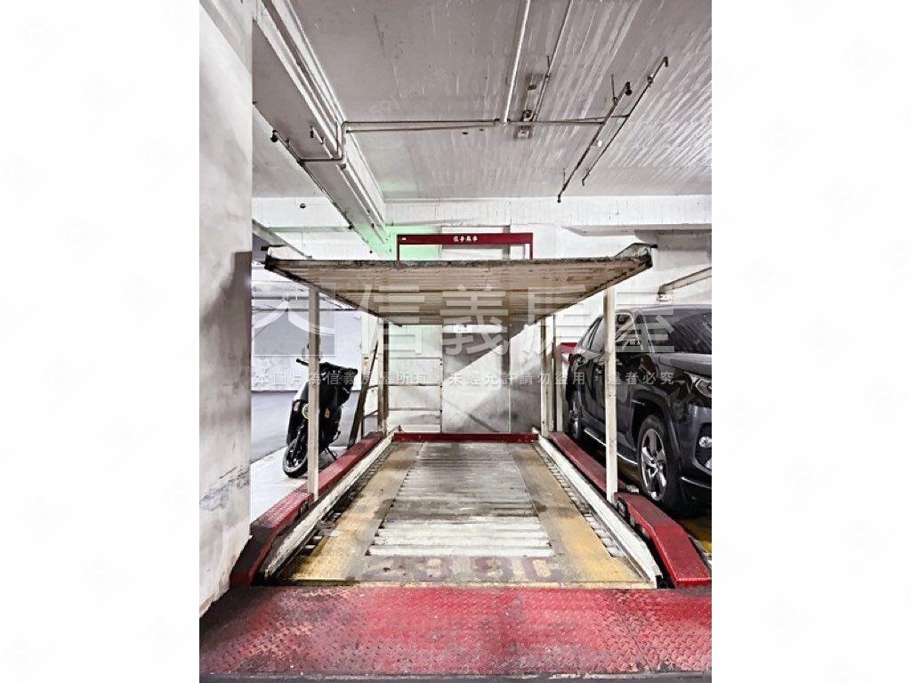 西屯逢甲美宅稀有三房附車房屋室內格局與周邊環境