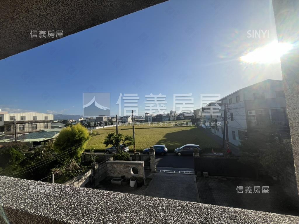 遠眺山脈田園風光美麗透天房屋室內格局與周邊環境