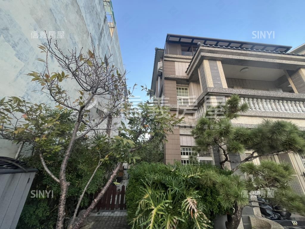 遠眺山脈田園風光美麗透天房屋室內格局與周邊環境